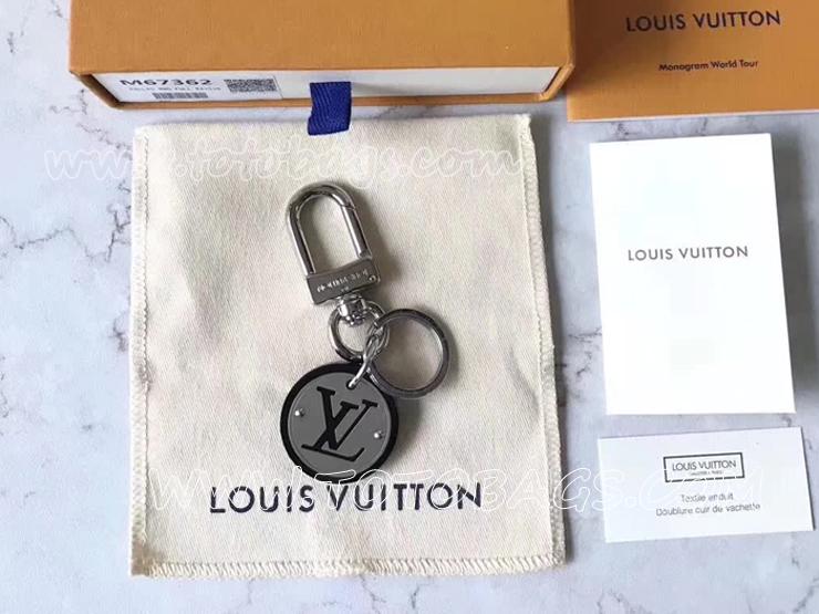 ☆決算特価商品☆-LOUIS VUITTON(ルイヴィトン) キーホルダー・LV